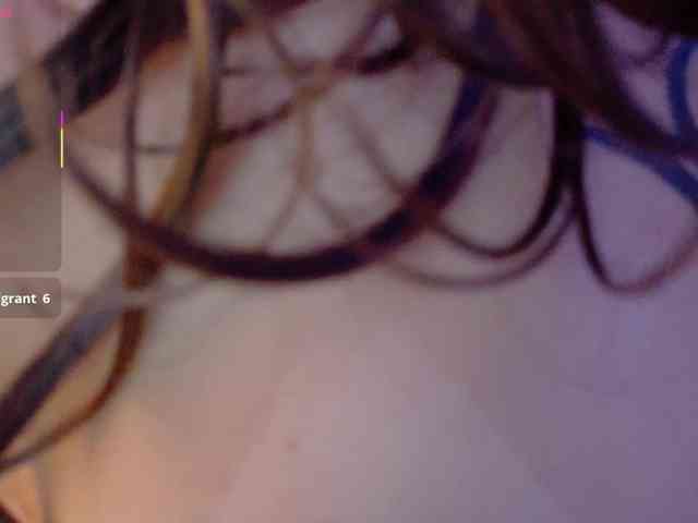 valkiriamoore webcam