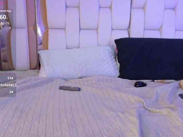 valkiriamoore webcam