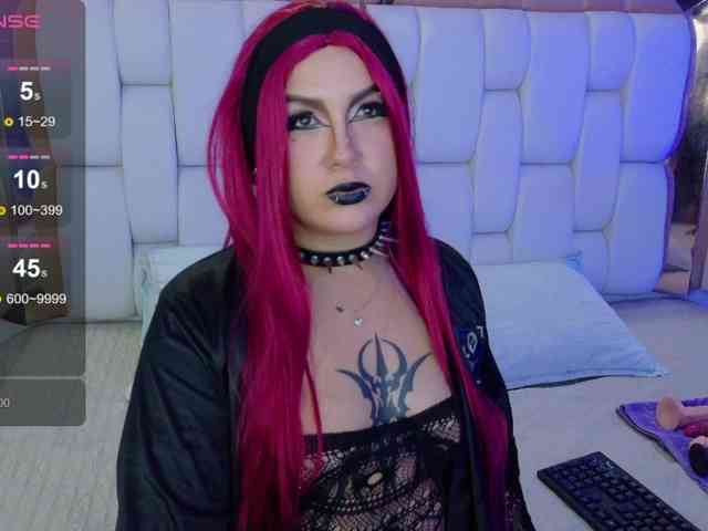 valkiriamoore webcam