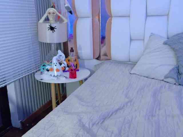 valkiriamoore webcam