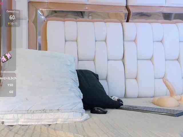 valkiriamoore webcam