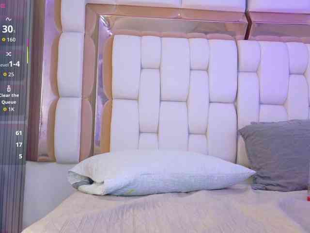 valkiriamoore webcam