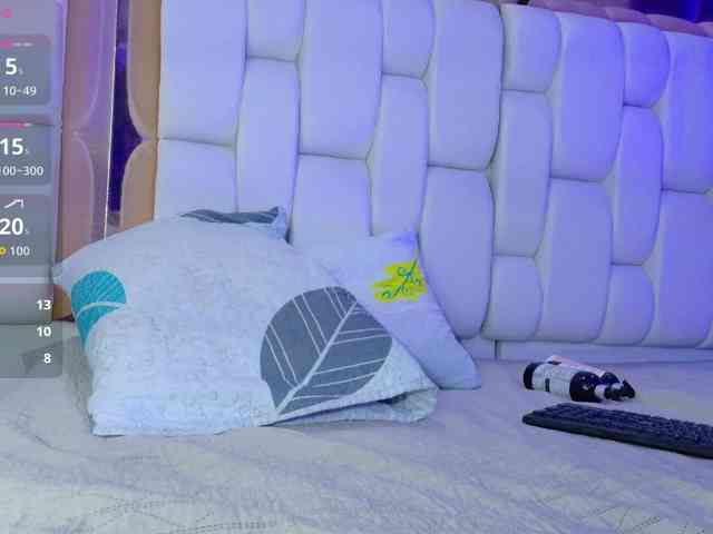 valkiriamoore webcam