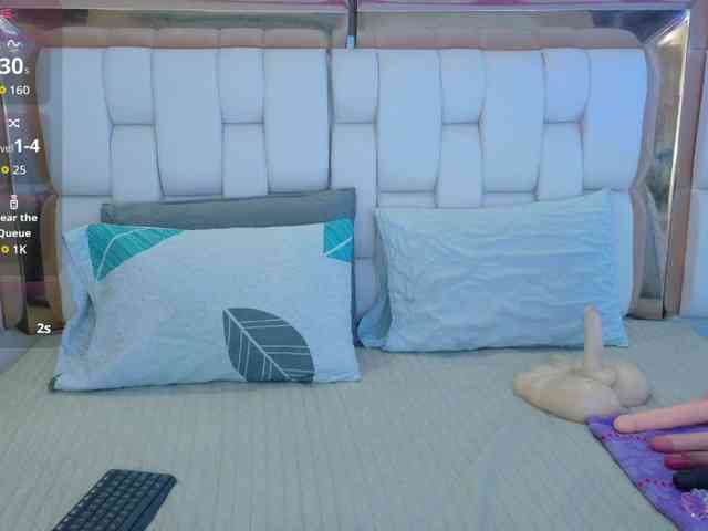 valkiriamoore webcam