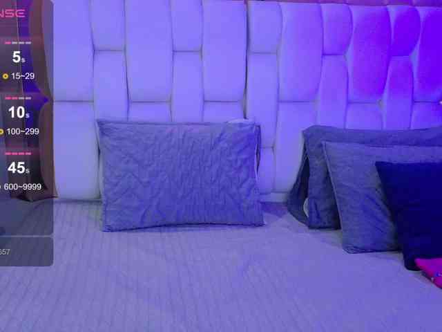 valkiriamoore webcam