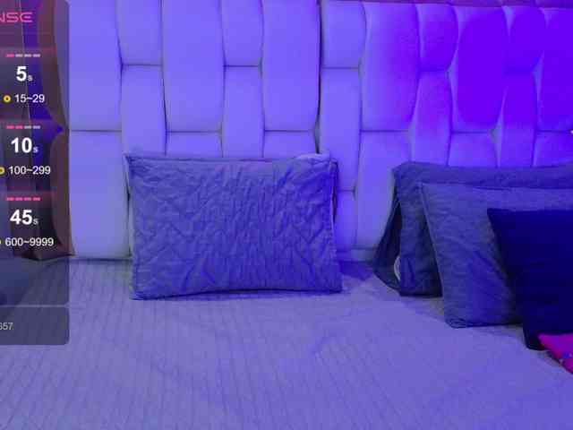 valkiriamoore webcam