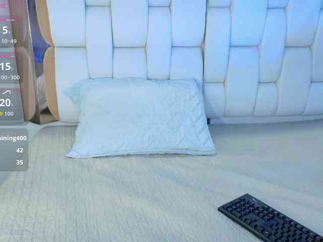 valkiriamoore webcam