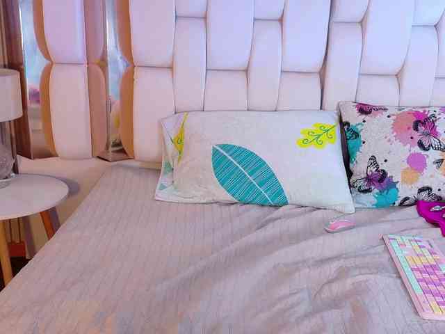 valkiriamoore webcam