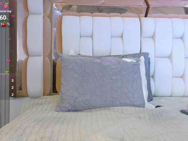 valkiriamoore webcam