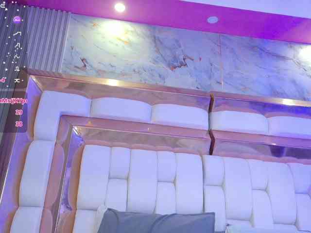 valkiriamoore webcam