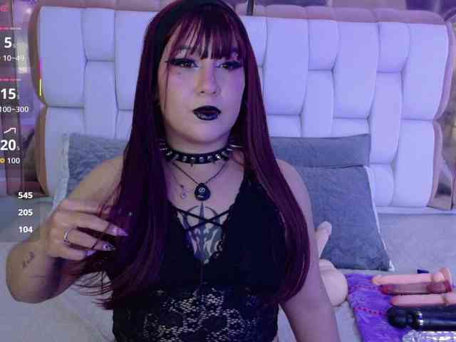 valkiriamoore webcam