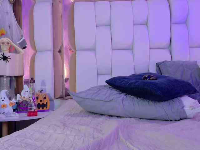 valkiriamoore webcam