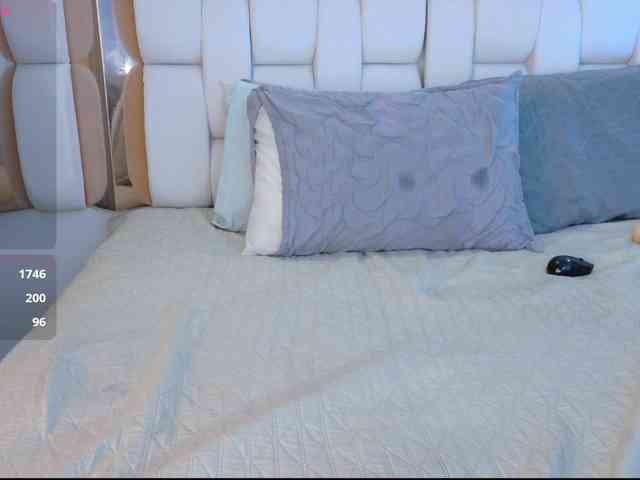 valkiriamoore webcam