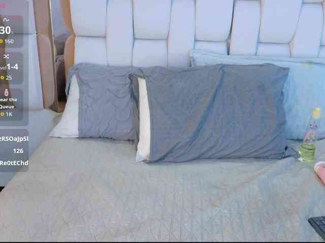 valkiriamoore webcam