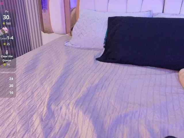 valkiriamoore webcam