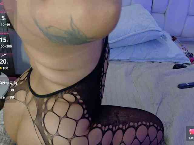 valkiriamoore webcam