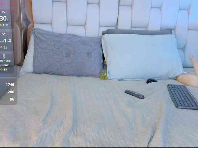 valkiriamoore webcam