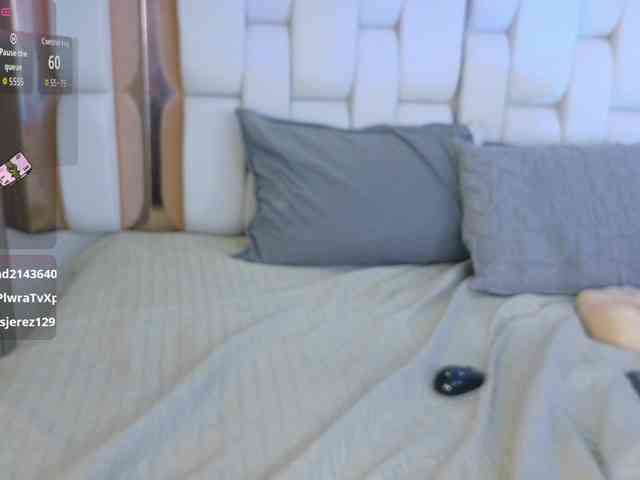 valkiriamoore webcam