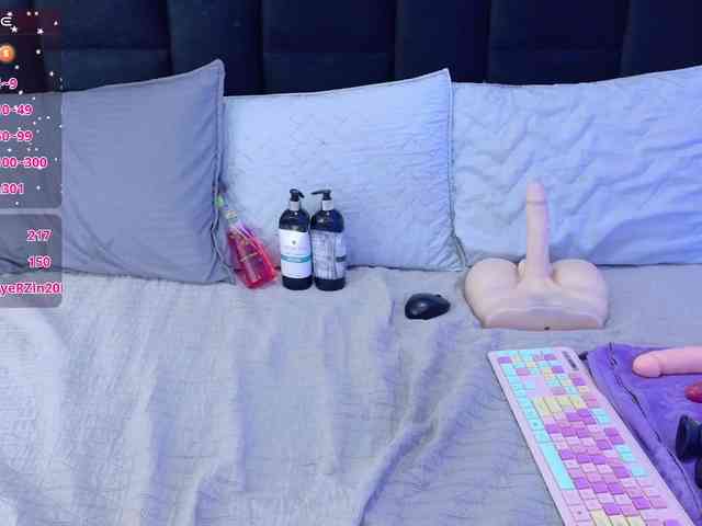 valkiriamoore webcam