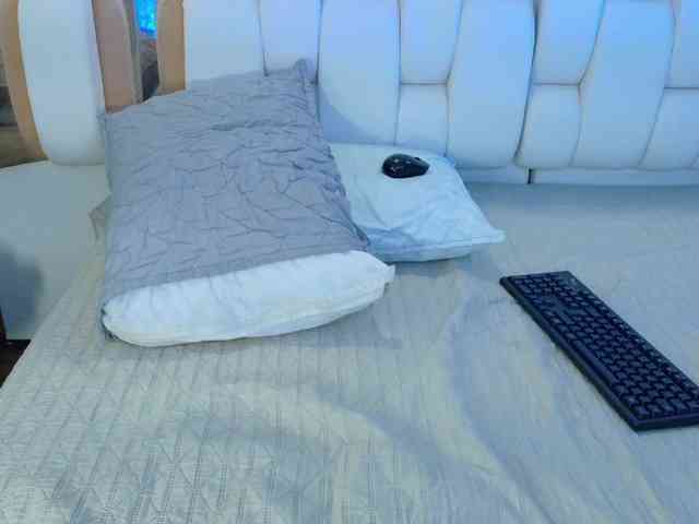 valkiriamoore webcam