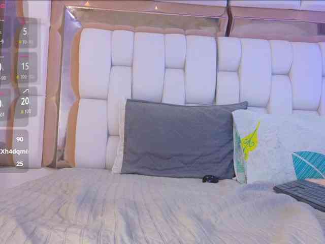 valkiriamoore webcam