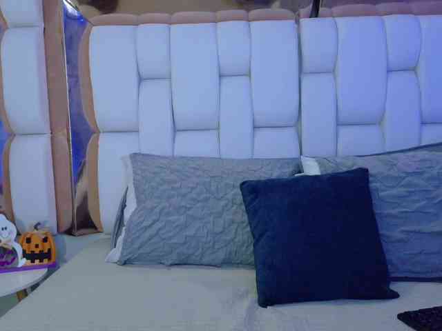 valkiriamoore webcam