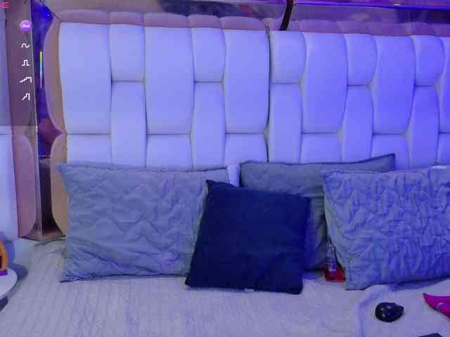 valkiriamoore webcam