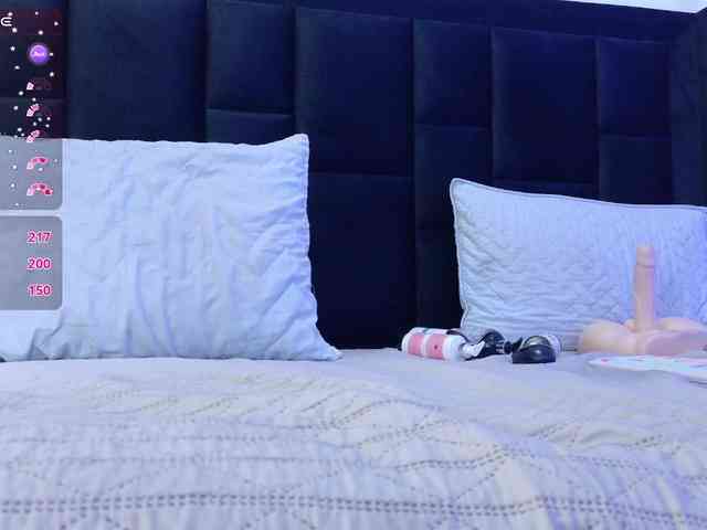 valkiriamoore webcam