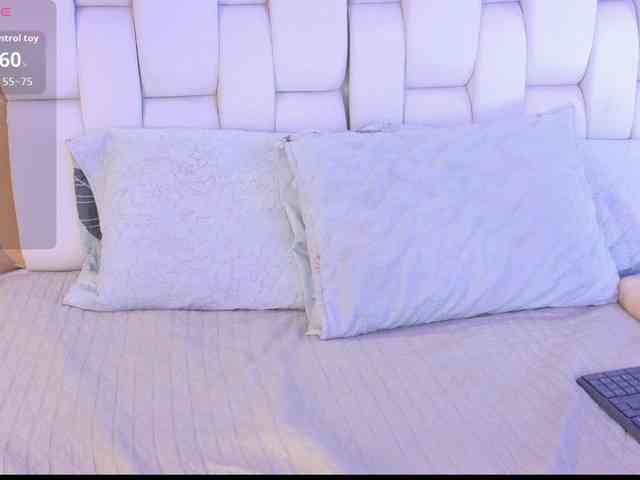 valkiriamoore webcam