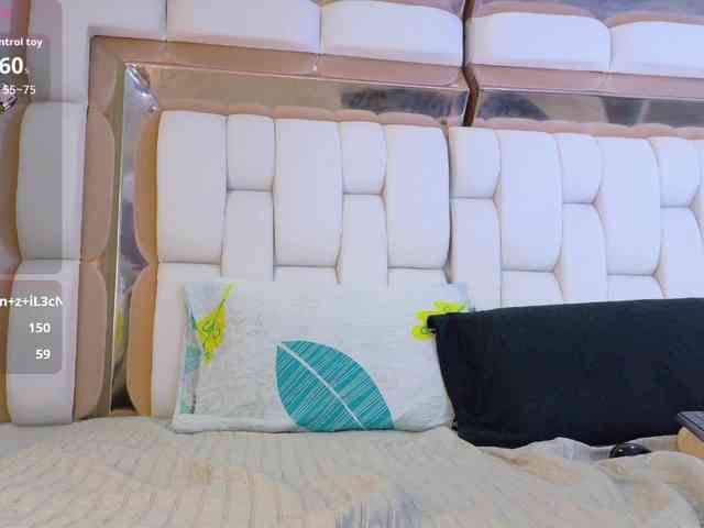 valkiriamoore webcam