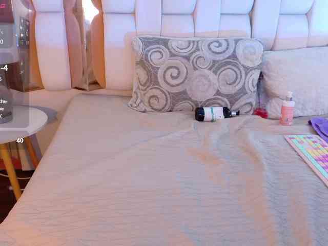 valkiriamoore webcam