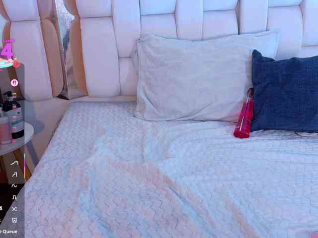 valkiriamoore webcam