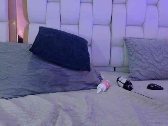 valkiriamoore webcam