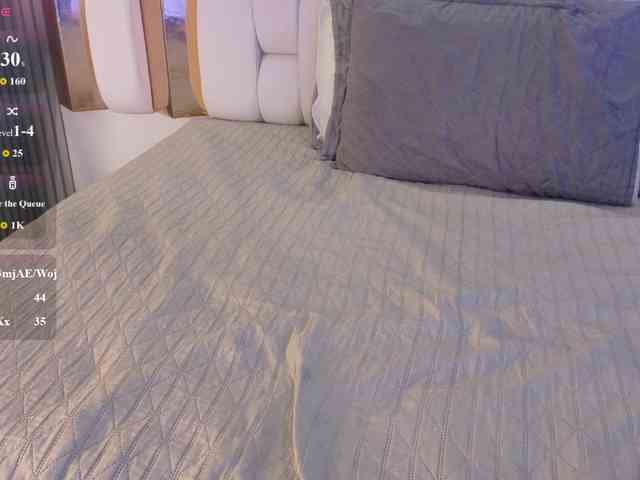 valkiriamoore webcam