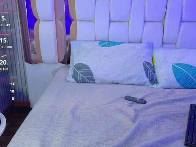 valkiriamoore webcam