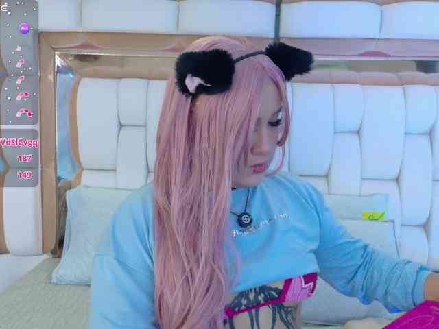 valkiriamoore webcam