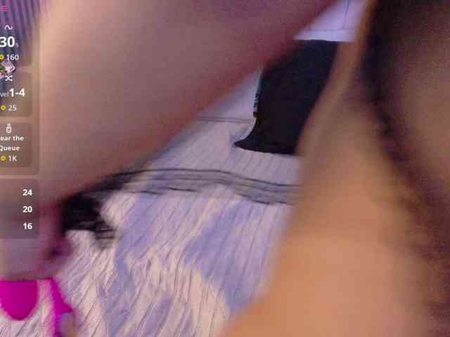 valkiriamoore webcam