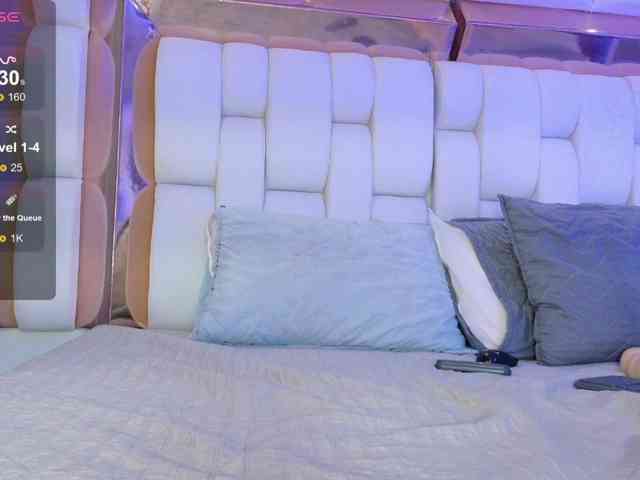 valkiriamoore webcam