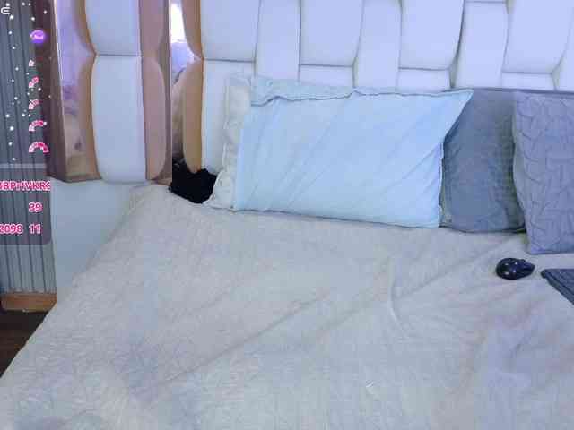 valkiriamoore webcam