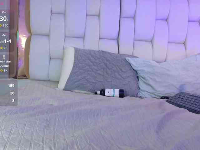 valkiriamoore webcam