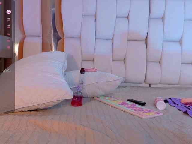 valkiriamoore webcam