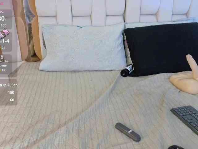 valkiriamoore webcam