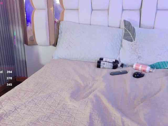 valkiriamoore webcam