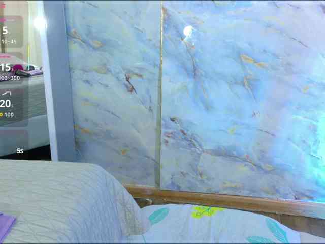 valkiriamoore webcam