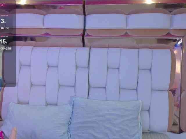 valkiriamoore webcam