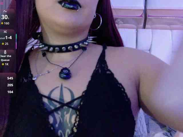 valkiriamoore webcam