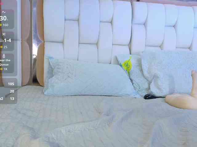 valkiriamoore webcam