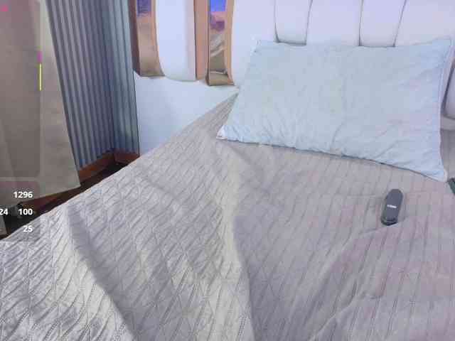 valkiriamoore webcam