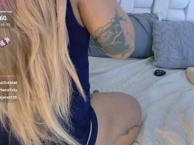 valkiriamoore webcam