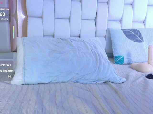 valkiriamoore webcam